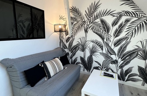 Nay Apartment | L'ensoleillé : Appartement Neuf en Centre Ville