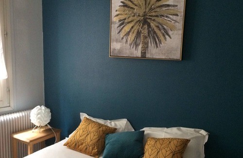 Chinon Bed & Breakfast | L'hôtel du Café des Arts