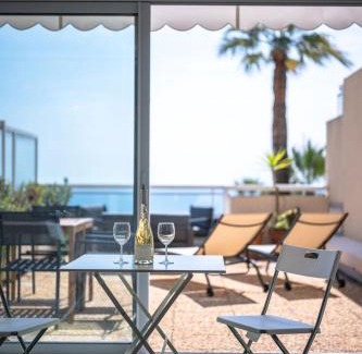 Menton Apartment | L'HORIZON - Vue MER - Terrasse - Parking Privé - Calme
