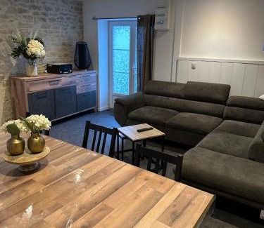 Juaye-Mondaye House | L'hortensia