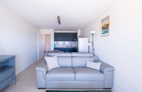 Tharon-Plage Apartment | L'Océanide - Vue mer pour 6 voyageurs