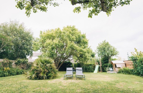 Barneville-Carteret House | L'Olivera : Between escape, sport and nature