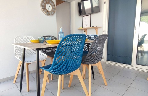 La Barre-de-Monts House | L'Olivier: 5 min from the sea, an enclosed terrace on the edge of the forest.