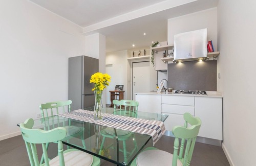 Lingotto Apartment | L Orizzonte - Appartamento con Vista Sulla Collina by Wonderful Italy