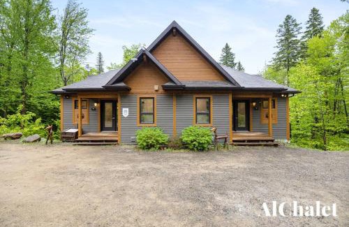Petite-Riviere-Saint-Francois Ski Chalet | L'ours de Charlevoix - Chalet proche du Massif avec spa