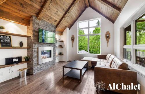 Petite-Riviere-Saint-Francois Ski Chalet | L'ours de Charlevoix - Chalet proche du Massif avec spa