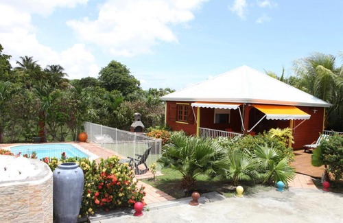 Le Moule House | LA BAIE DES BAMBOUS