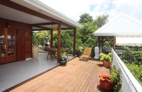 Le Moule House | LA BAIE DES BAMBOUS