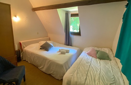 Saint-Gatien-des-Bois House | La Balancelle - Piscine Chauffée et Court de Tennis