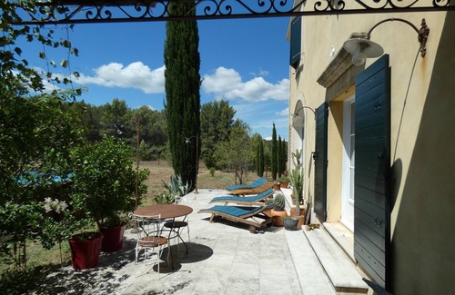 Boulbon Villa | La Bastide des Bouisses