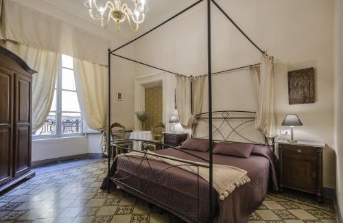 Lucca Historical Center Bed & Breakfast | La Bohème