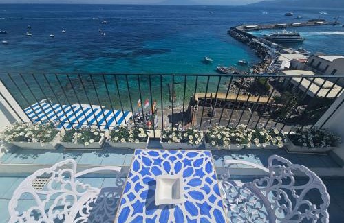 Marina Grande Apartment | La Bomboniera
