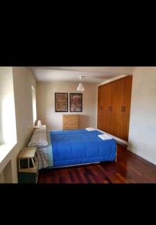Leon Apartment | La casa curiosa
