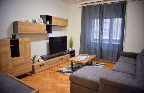 Barriera Vecchia-San Giacomo Apartment | La Casa dell'Artista