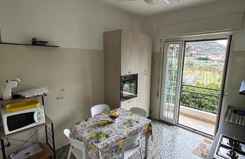 Finale Ligure Apartment | La casa di John