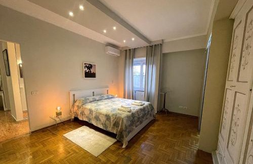 Tuscolano Apartment | La Casa Libre Metro A Colli Albani 350 m