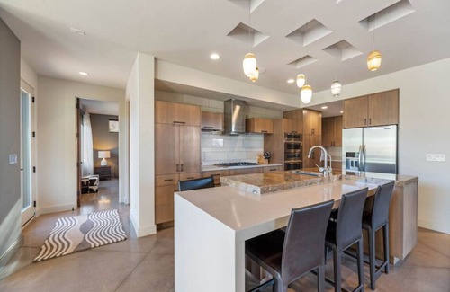 Ivins House | La Casa Verde- Modern Desert Home.