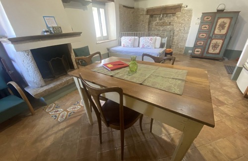 Collelungo House | La Casina del Vicolo