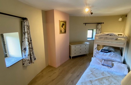 Barbencon Apartment | La Chambre des Pairs, Châtelet de Barbençon