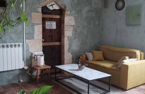 Thoste Bed & Breakfast | La Chouette d'Or Small, bucolic gîte for a peaceful stay