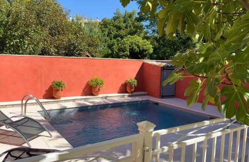 L'Isle-sur-la-Sorgue Apartment | La Cigalière de l Isle