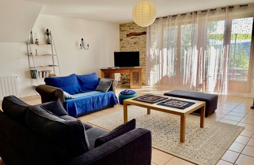 Connac Cottage | La colline du chat perché