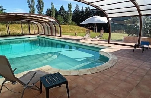 Dieulefit Villa | La Colombière : Gîte avec piscine à Poët Laval