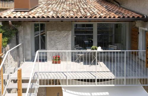 Tignale Apartment | La Corte - Theater Home