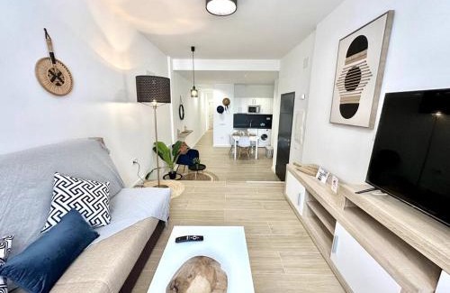 Corralejo Apartment | La Cotufa en el Centro de Corralejo, Dos habitaciones con dos baños, Terraza privada y Wifi