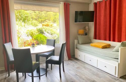 Gilly-sur-Loire Apartment | La Douceur de Vivre près du parc Le Pal