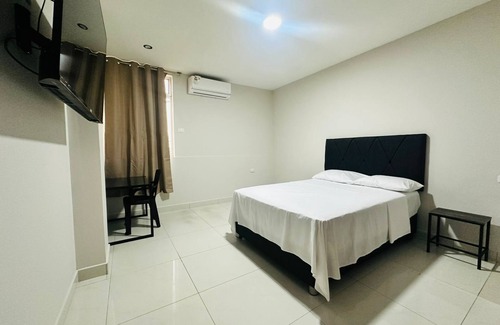 Iquitos Apartment | LA ESTANCIA CASA HOTEL