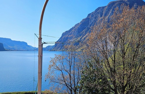 Abbadia Lariana Apartment | La finestra sul lago