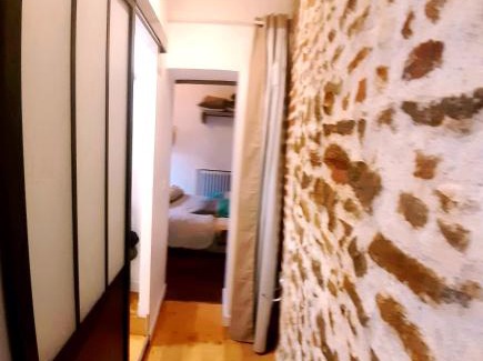 Nord - Gare Apartment | La Glacière - chambre avec salle de bain - 2 personnes