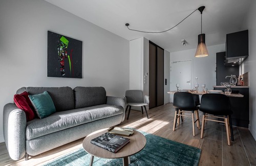 Pringy Apartment | La Grange des Pères