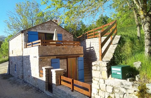 Hures-la-Parade Cottage | La Grange du Méjean, gîte de France 4 épis SAUNA+SPA on the Causse Méjean