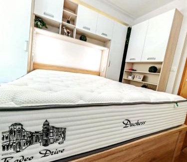 Vranjic Apartment | La Harmony Jacuzzi Apartments with Garden