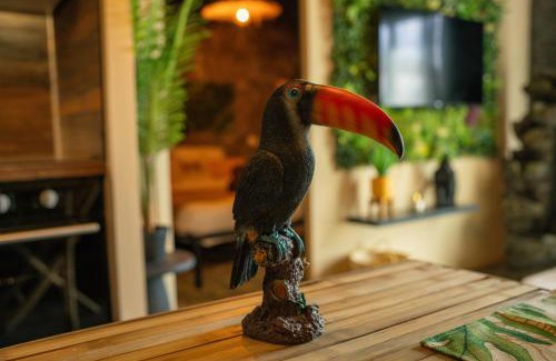 Hennebont Apartment | La Jungle Evasion, séjour immersif en famille
