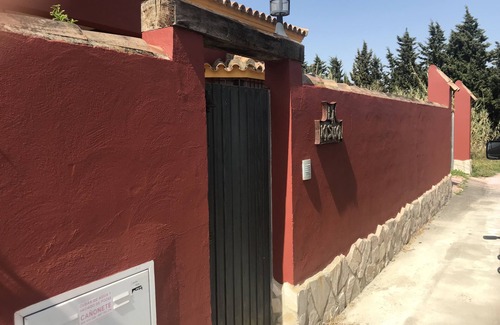 Chiclana de la Frontera Ski Chalet | La kasuka, Detached villa with pool. Wifi