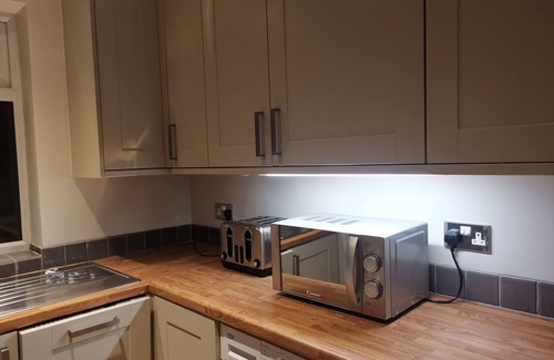 Derby House | La La Land Derby 4 bedrooms townhouse near Pride Park