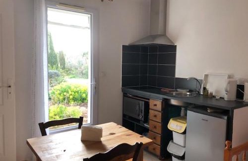 Peyriac-de-Mer Bed & Breakfast | LA LAVANDIERE Famille Amis Relais Motards