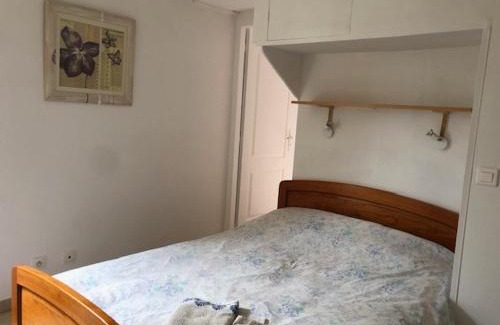 Peyriac-de-Mer Bed & Breakfast | LA LAVANDIERE Famille Amis Relais Motards