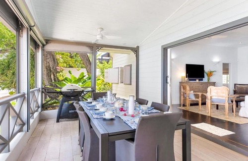Gibbs Bay Villa | La Lune