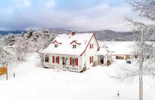Saint-Raymond Ski Chalet | La Maison de la Grande Vallée, au Coeur de la Vallée