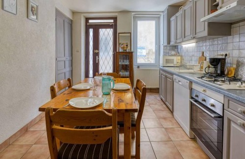 Salles-d'Aude House | La Maison du 14 Juillet by Interhome