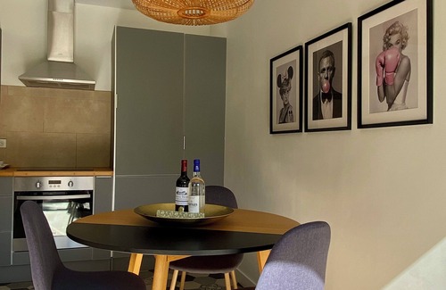 Galgon House | La Maison du Champ de Beaumont
