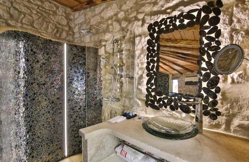 Martignargues Bed & Breakfast | La Maison du Passage - Chambres - Suites premium, Spa, Piscine et Restaurant