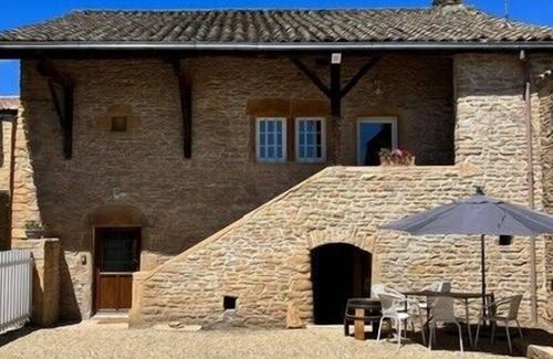 Chaintre House | La Maison du Puy in Chaintré for 4 people
