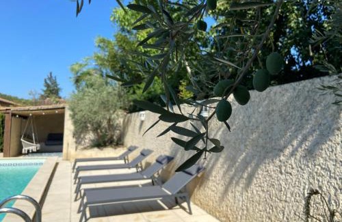 Vedene House | La maison en couleurs 3 étoiles, du calme proche d'Avignon