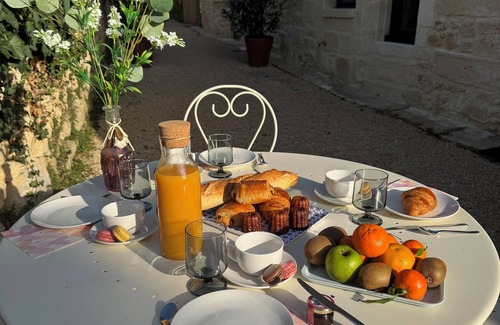 Naujan-et-Postiac Villa | La maisonnette d'Émilion