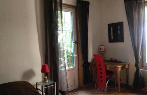 La Seyne-sur-Mer House | La Mandarinette